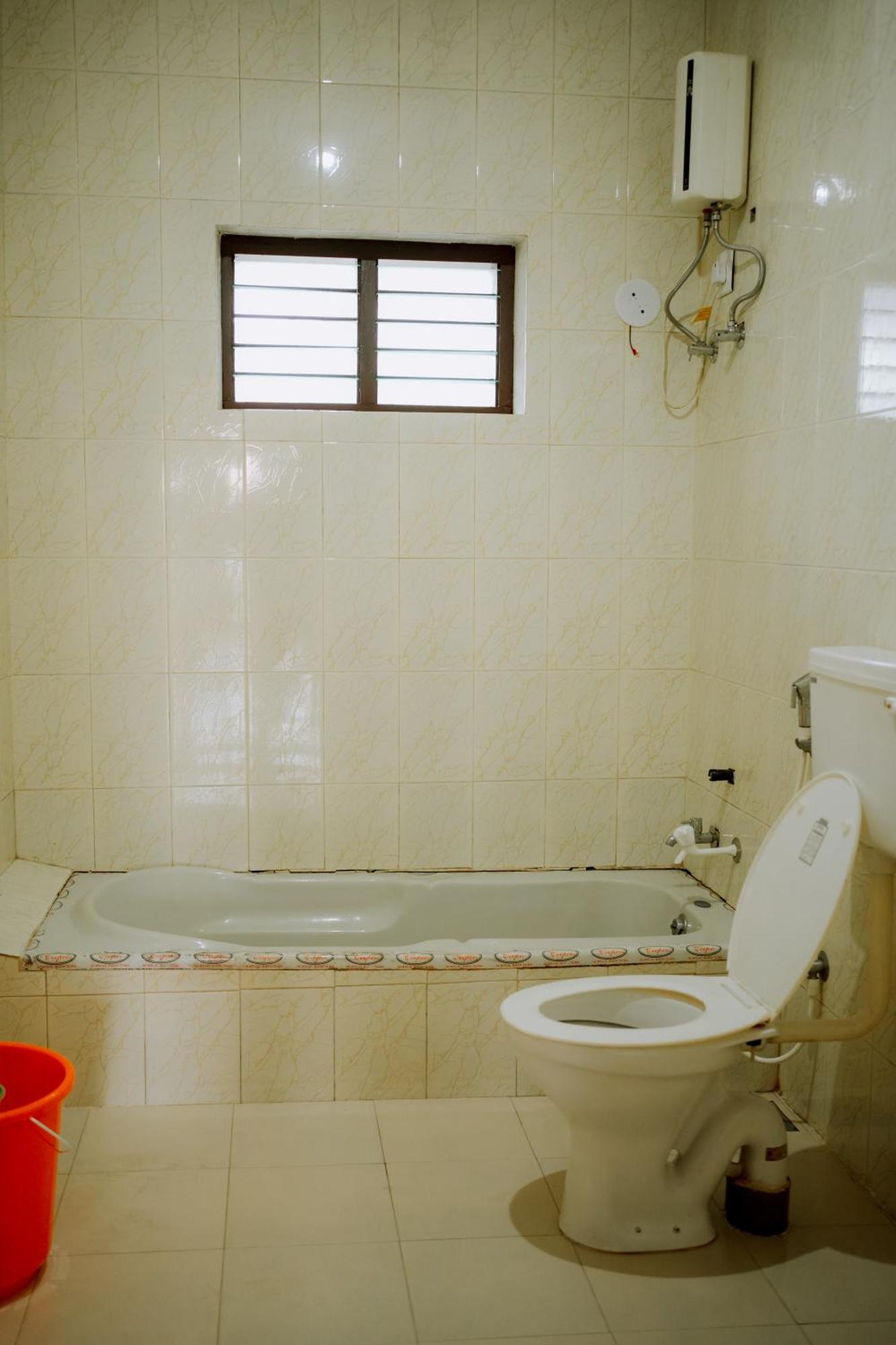 Varkala- Aroma Ac Pvt Villa Hammocks Kitchen מראה חיצוני תמונה